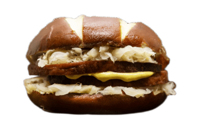 Zwei Scheiben bayrischer Leberkäse im Laugenbrötchen mit Senf und Sauerkraut im Imbiss Curry am Schloss Dresden